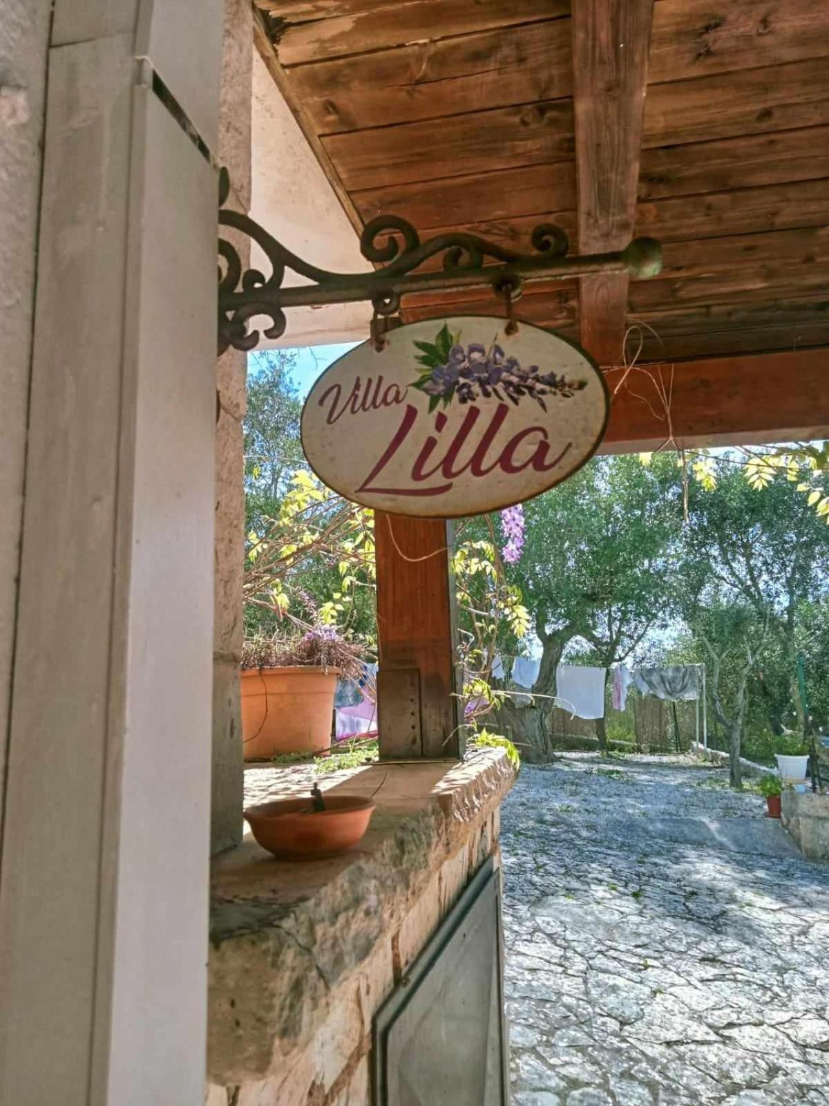 Villa Lilla ออสตูนี ภายนอก รูปภาพ